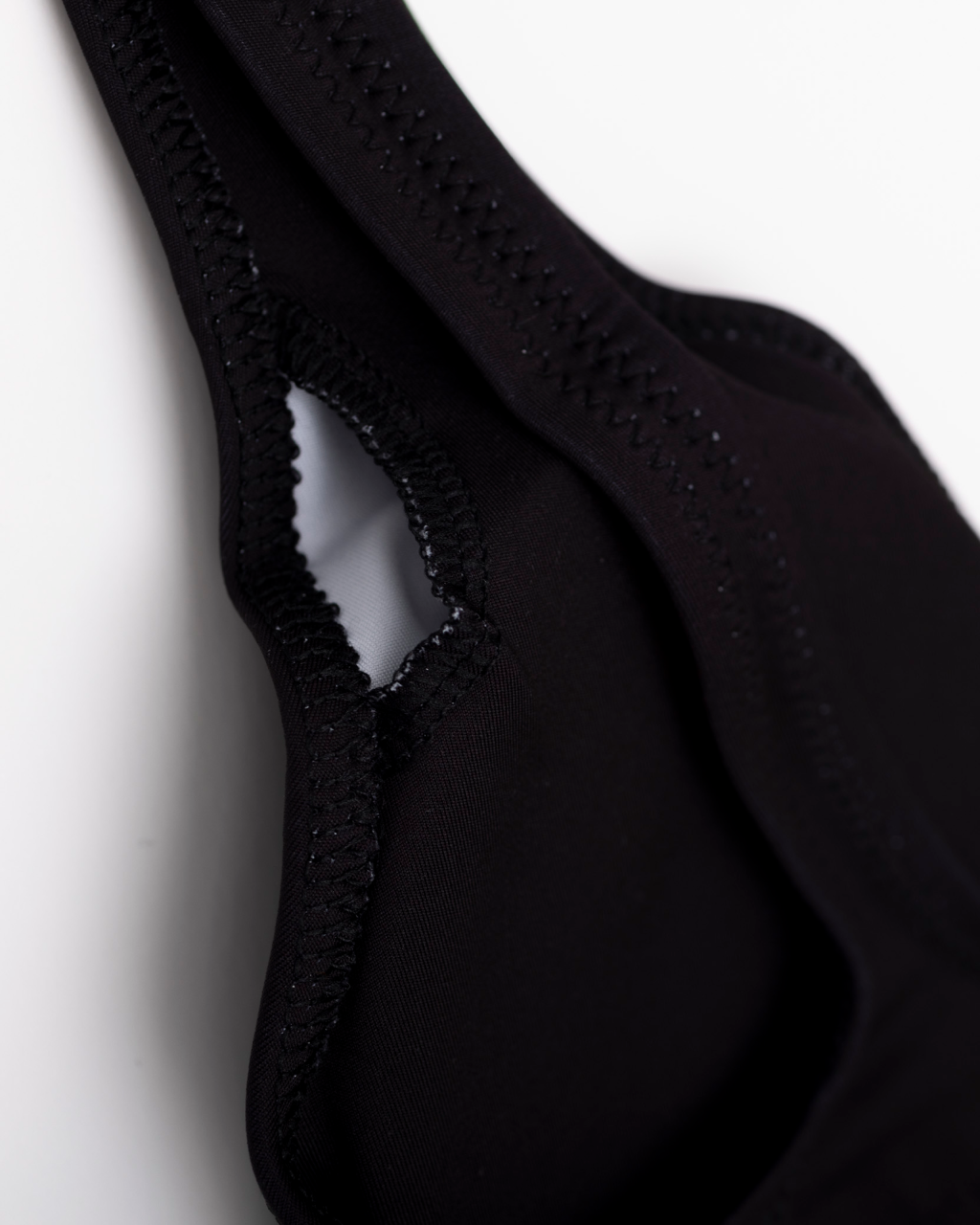 BIKINI BLACK ROCK