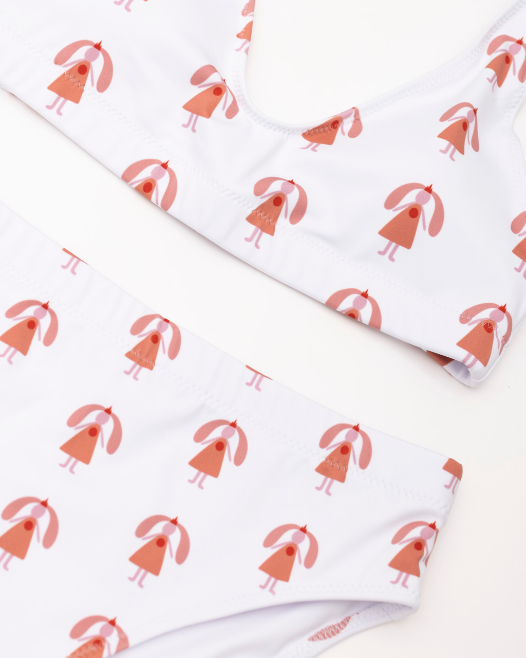 BIKINIHOSE MIT HOHEM BUND